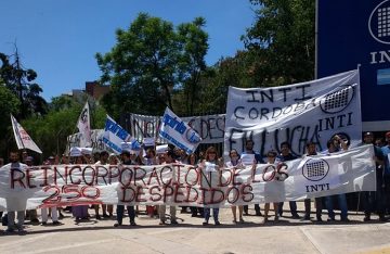Plan de lucha contra la ola de despidos en el Estado nacional
