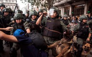 Crece la represión estatal a las protestas contra la Reforma Previsional