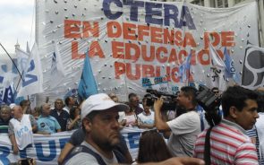 Paro nacional docente contra las reformas Laboral y Previsional